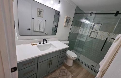 Snowshoe Apartment | ML322 Best Location On The Mtn WiFi Gated Parking