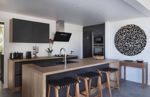 Lurin Villa | MMK - 3-bedroom luxury villa nestled on a hill with sea views