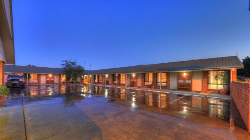 Moama Hotel | Moama Central Motel