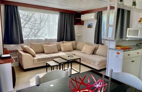 Besse-en-Chandesse Ski Chalet | Mobile Home Auvergne