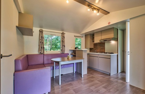 Mens RV Rental | Mobile Home "6 Personnes 206" with Shared Pool & Shared Terrace