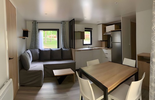 Bretagne-d'Armagnac RV Rental | Mobile Home 'Mobilhome Confort 6 Personnes 71' with Private Terrace, Private Garden and Wi-Fi