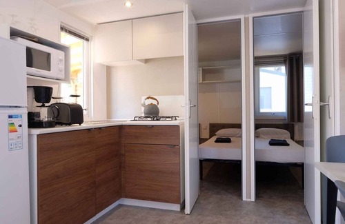 San Vincenzo House | Mobilehome with veranda and air conditioning