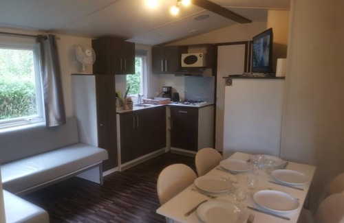 Ivry-la-Bataille House | Mobilhome 3 bedrooms 6 pers TV WIFI washing machine plot near animations