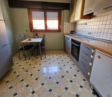 Waldenbuch Apartment | Mobilierte Monteuerswohnungen mit 6 Betten Stuttgart, Böblingen, Reutlingen, Waldenbuch - Gaiern1