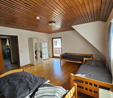 Waldenbuch Apartment | Mobilierte Monteuerswohnungen mit 6 Betten Stuttgart, Böblingen, Reutlingen, Waldenbuch - Gaiern1