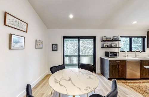 Ketchum Condo | Mod 1BD West Ketchum Condo - near downtown & Sun Valley ski lifts