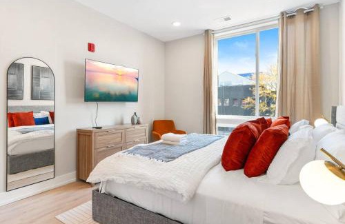Northern Liberties Apartment | Modern 1-BD - Pier Views - Near Old City