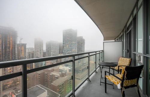 Yonge-Eglinton Apartment | Modern 1 Bedroom Dunfield Ave Apartment