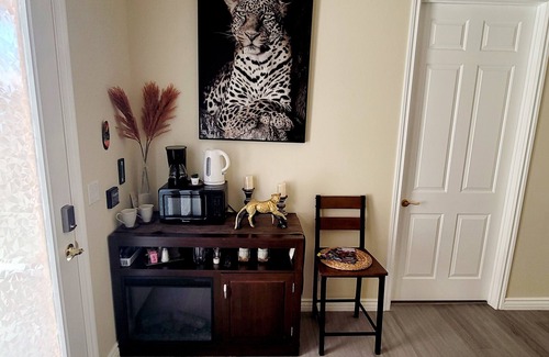 Wyeth Ranch Apartment | Modern 1 bedroom private suite - FREE parking on premises