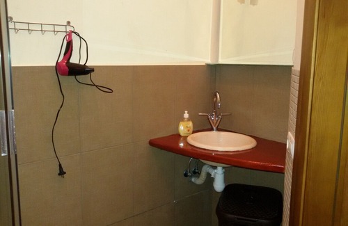 Verkhnie Misto Apartment | Modern 1-room apartment near Golden Gates