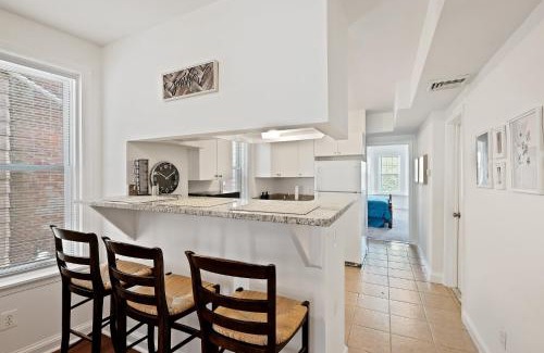 Germantown Apartment | Modern 1br In East Germantown