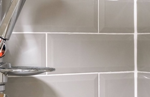 Luton Apartment | Modern 2-bed 2-bath Luton Town Centre - Free Parking/Wi-Fi