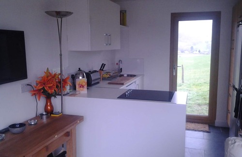 Cwrt Ski Chalet | Modern 2 Bed Chalet near Aberdovey/Aberdyfi in Snowdonia National Park
