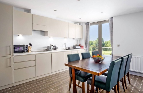 Chipping Norton Apartment | Modern 2 Bed Self Catering Apartment