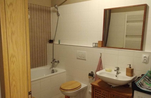 Vokovice Apartment | Modern 2+kk flat 10 min from center