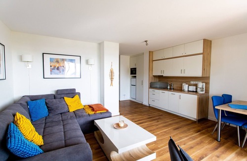 Plau am See Apartment | Modern 2-room apartment, dog welcome, washing machine. (House 7 No 77)