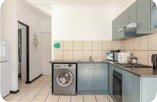 Kraaifontein Apartment | Modern 2Bedroom with braai area, free parking & WiFi – perfect for families