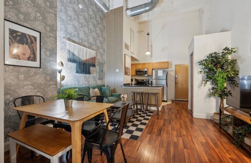 Newbold Condo | Modern 2BR/2BA with Fast Wifi, Gym, Garden, Target