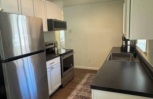 Williston Apartment | Modern 2BR Getaway Prime Downtown Location