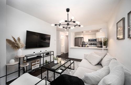 Bay Cloverhill Condo | Modern 2BR Style + Balcony in Downtown Toronto