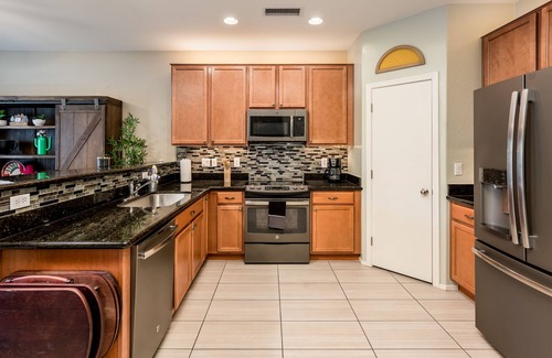 Apache Junction House | Modern, 3 Bedroom Home Near Superstition Mountain!