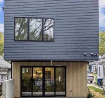 Downtown House | Modern 3 bedroom home convenient to Downtown