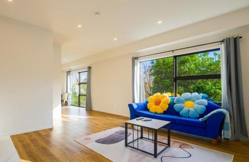 Mount Wellington House | Modern 3-Bedroom Home in Mount Wellington