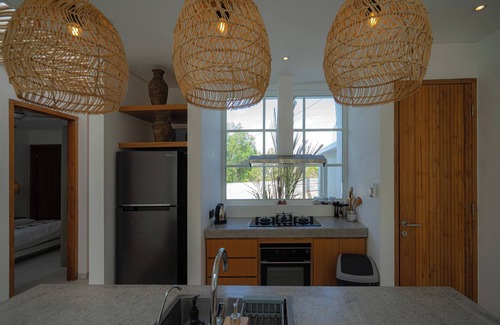 Tanjungbenoa Villa | Modern 3 bedrooms pool villa near the beach, shops, and restaurants