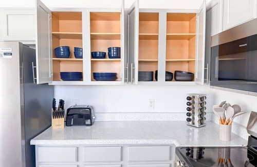 Sheridan House | Modern 3BR Near Littleton