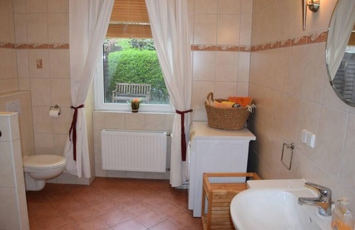 Reinickendorf House | Modern 3V apartment in a listed building in Berlin's Reinickendorf area