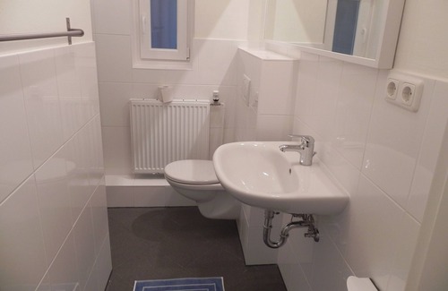 Altona-Altstadt Apartment | Modern 4.5-bedroom apartment for up to 10 people, Wi-Fi included