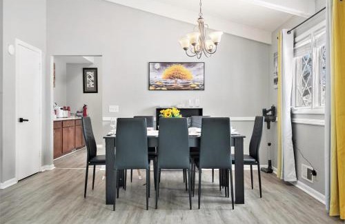West Omaha House | Modern 4-Bedroom Retreat