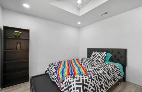 Allen House | Modern 4 BR Gem near Frisco w Pool Table