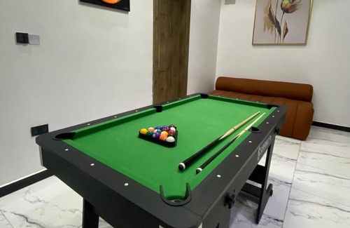 Ojodu Apartment | Modern 4-story apartment At omole Phase 2, Lagos. Spacious, stylish, convenient.