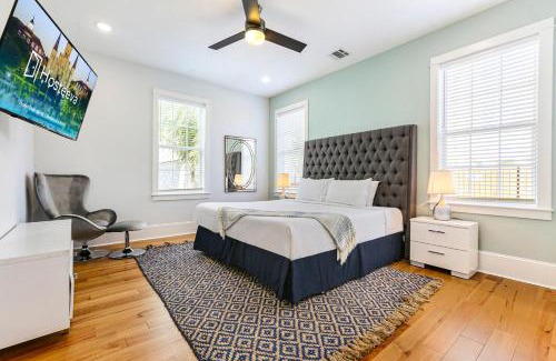 Faubourg Lafayette Apartment | Modern 5 BR Condo - Large Pool - Near Everything