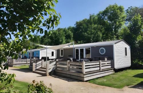 Kropswolde Ski Chalet | Modern 6P Tiny SolHouse 6 - Near Groningen