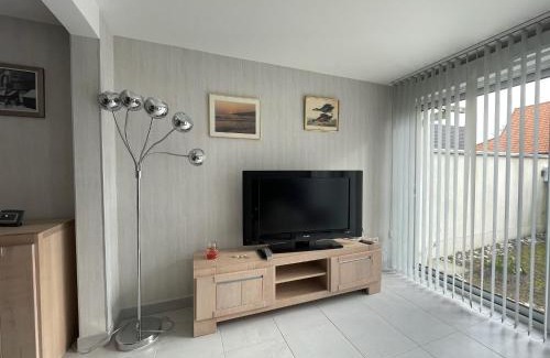 Berck-sur-Mer House | Modern and Bright home walk to beach with garage