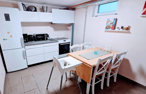 Peru-Lidhem Cottage | Modern and fresh basement apartment for up to 6 plus baby.