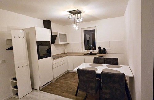 Bad Salzuflen Apartment | Modern apartment with balcony - near Kurpark & trade fair