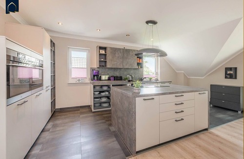 Seebad Bansin Apartment | Modern apartment with fireplace, balcony & quiet location.