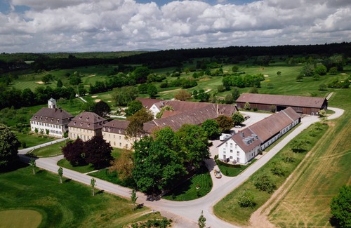 Muennerstadt Apartment | Modern apartment in a quiet location with a fantastic view