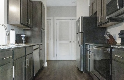 Gonzales Apartment | Modern Apartment in Prime Location (ID3766X51)
