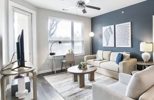 Los Indios Apartment | Modern Apartment in Prime Location (ID3972X98)