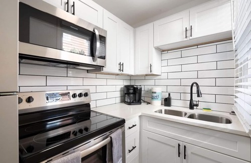 Downtown Phoenix Apartment | Modern Apartment in the Heart of Phoenix (2)