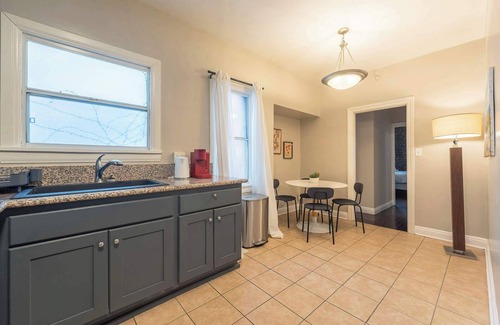 Koreatown Apartment | Modern Apartment in Korea Town