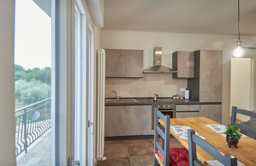 Bastia Umbra Apartment | Modern apartment with terrace, quiet area between Assisi and Bastia Umbra