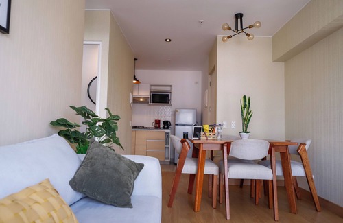 Santa Catalina Apartment | Modern apartment near San Isidro