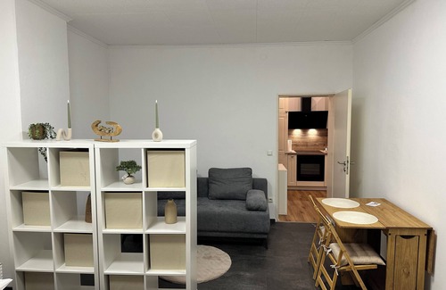 Antonsviertel Condo | Modern apartment near the main train station - central & well connected