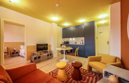 Puerta del Angel Apartment | Modern apartment near the Royal Palace 09